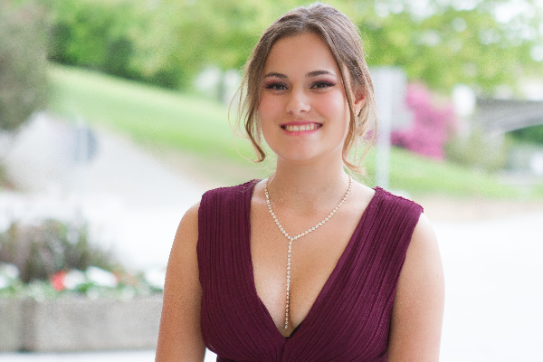 Professional School Portraits photography in Ottawa - Photo 1 by Step by Step Photography
