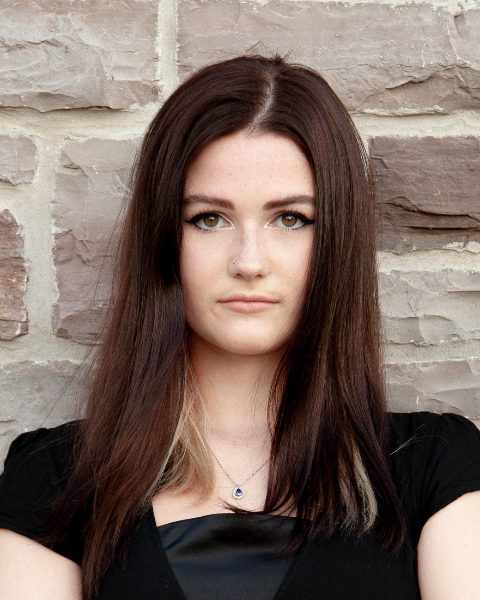 Professional School Portraits photography in Ottawa - Photo 17 by Step by Step Photography